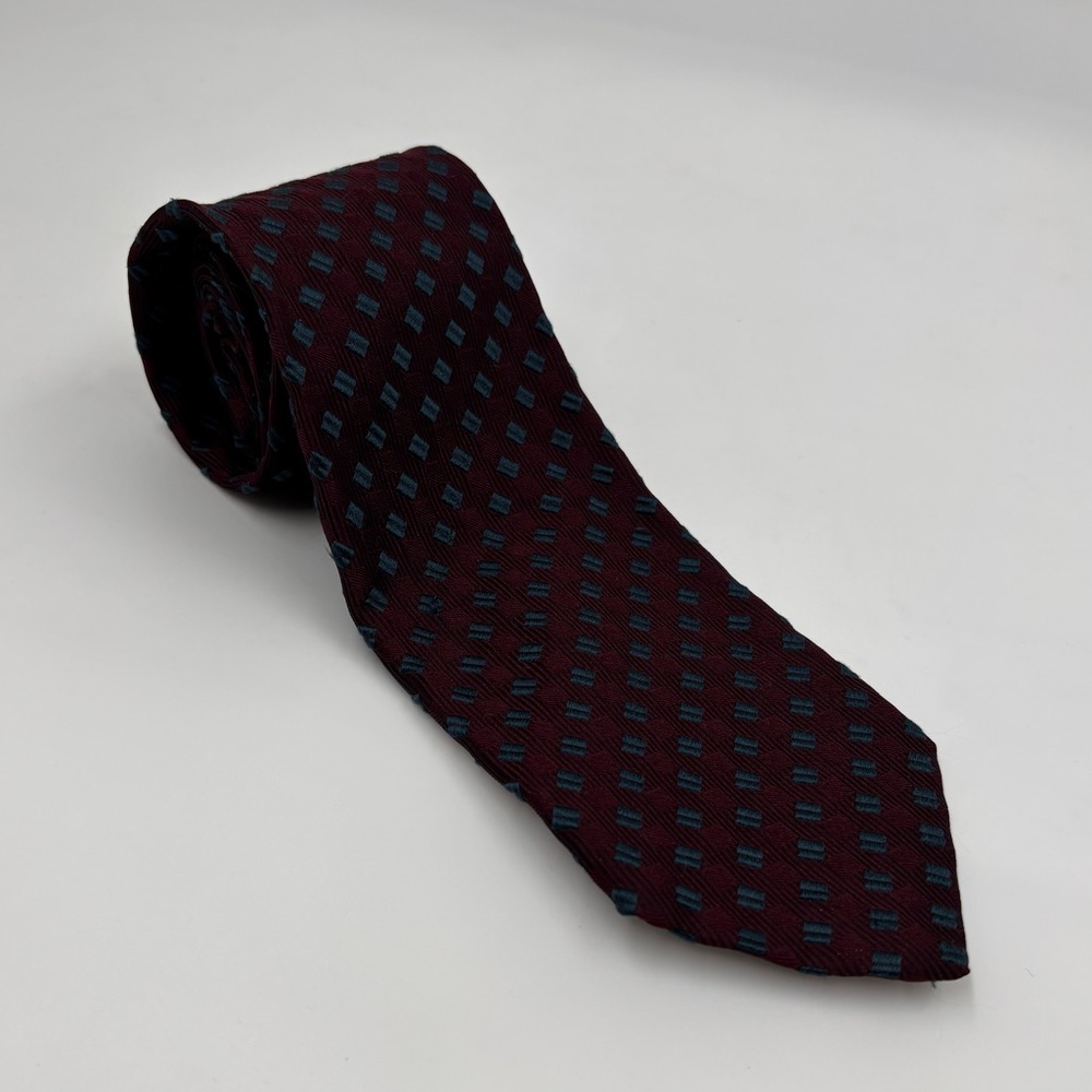 Ermenegildo Zegna Red Blue Silk Geometric Print Neck Tie Length 56" Width 3.5"